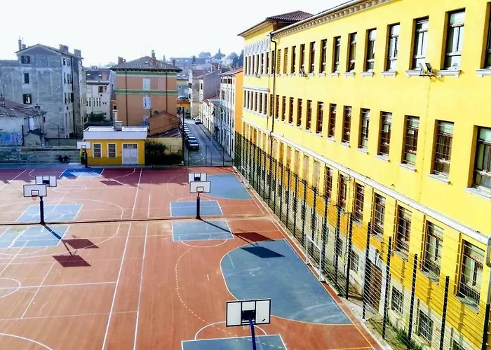 Konukevi Zpula Center And 2*