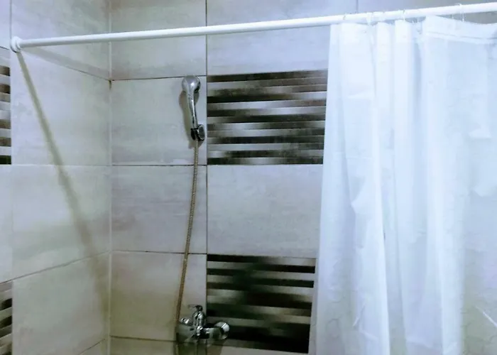 בית הארחה Zpula Center And פולה