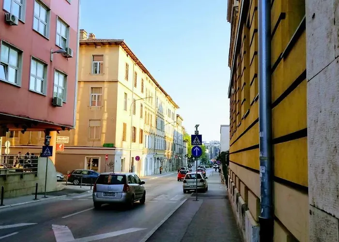 Zpula Center And 2* Pula