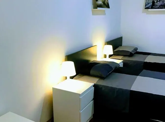 Zpula Center And 2* פולה