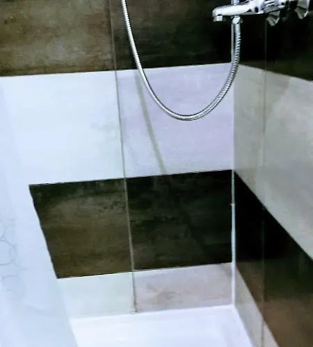 Zpula Center And Guest house Pula