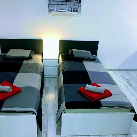 Zpula Center And Maison d'hôtes