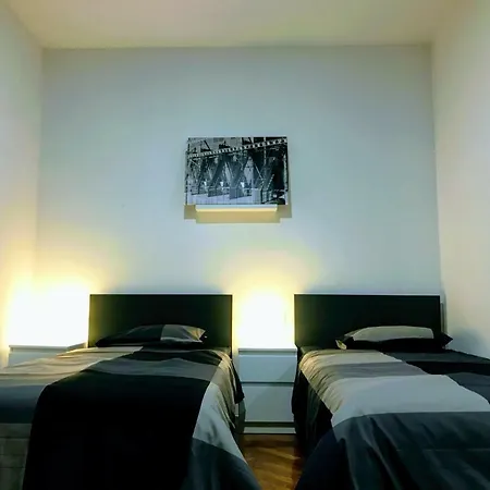 Zpula Center And Maison d'hôtes Pula