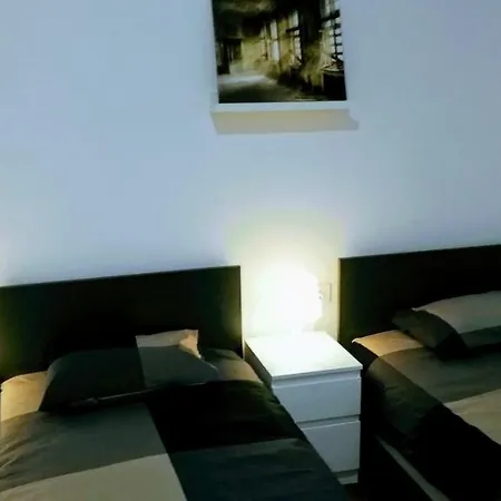 Zpula Center And Maison d'hôtes Pula