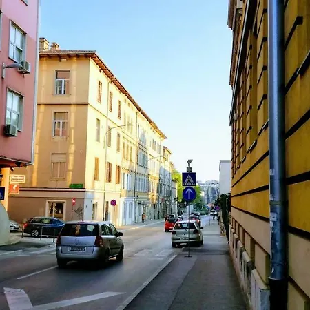 Zpula Center And 2* Pula