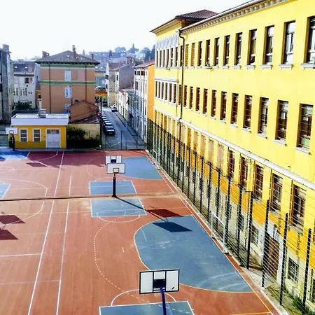 Maison d'hôtes Zpula Center And 2*