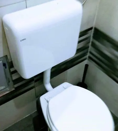 Zpula Center And Guest house Pula